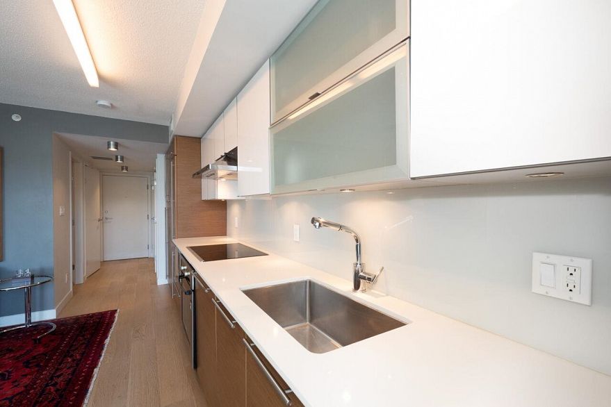 408 1635 W 3rd Avenue