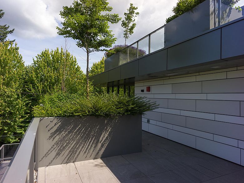 401 3636 W 39th Avenue