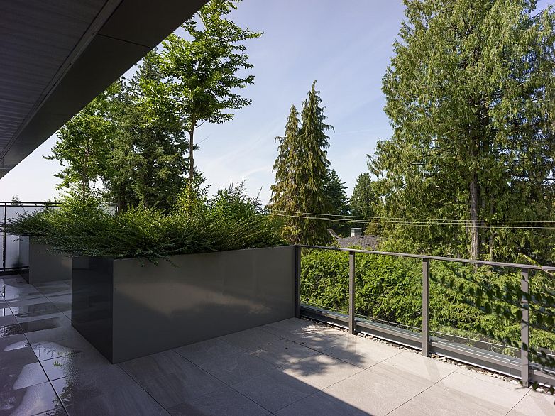 401 3636 W 39th Avenue