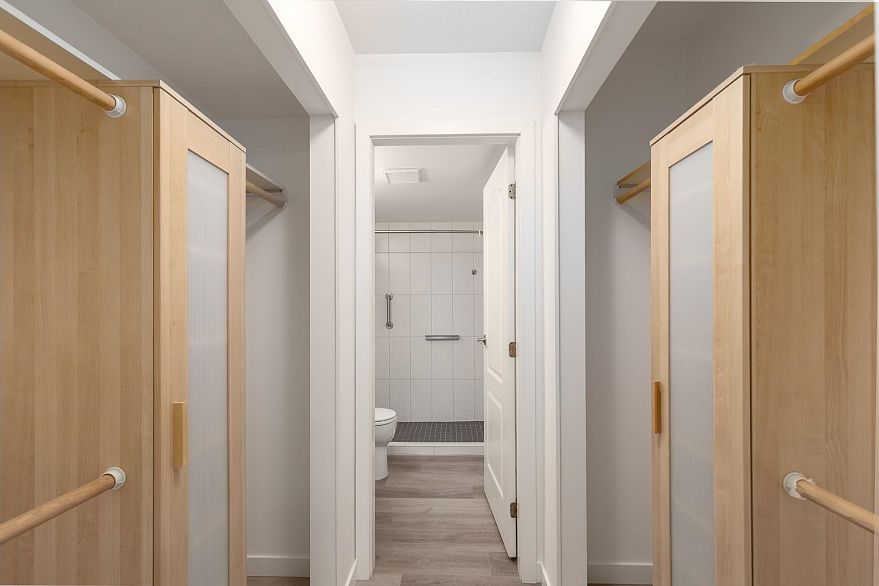 104 3218 Ontario Street