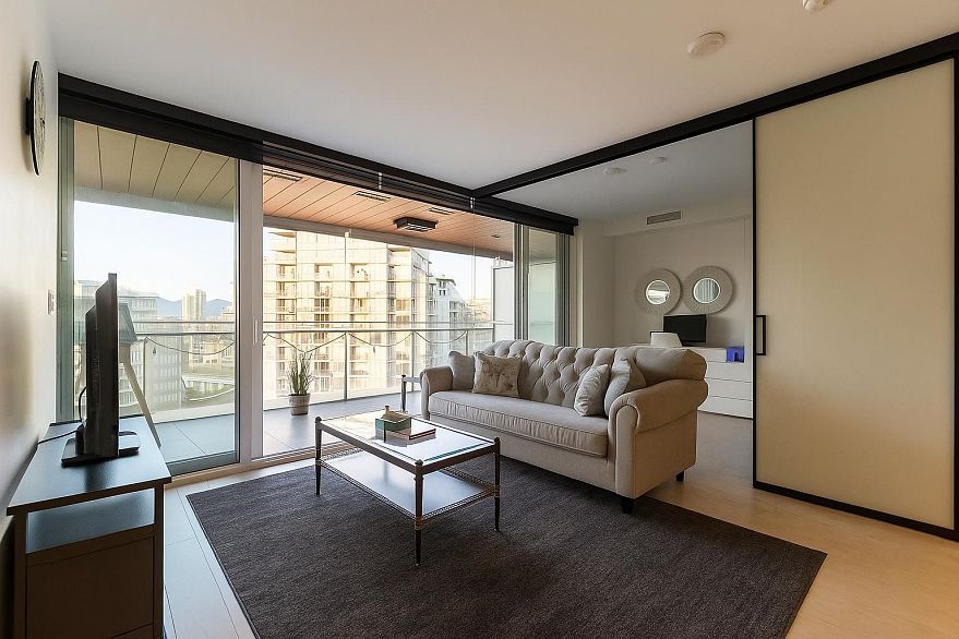 911 1768 Cook Street