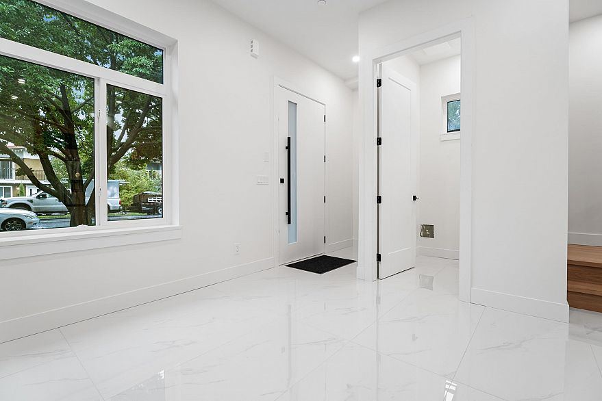 5875 Culloden Street