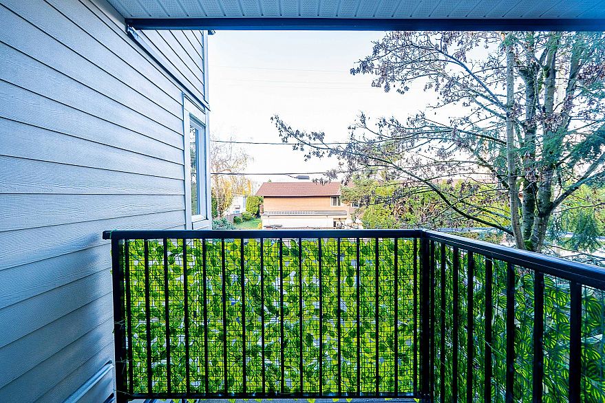 208 633 W 16th Avenue