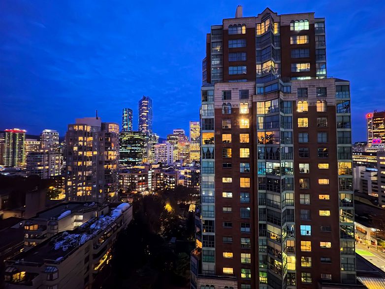 1707 1028 Barclay Street