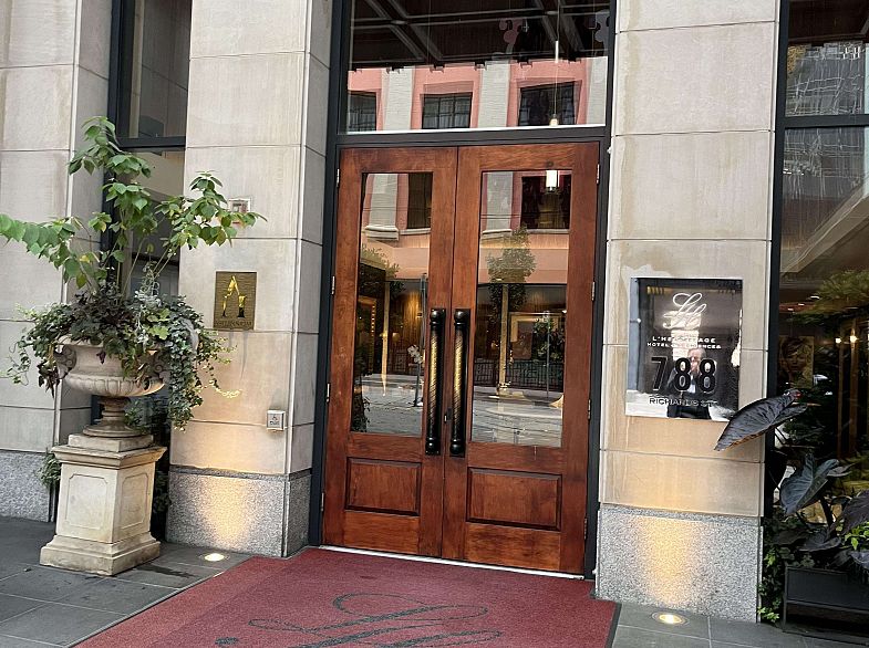 1016 788 Richards Street