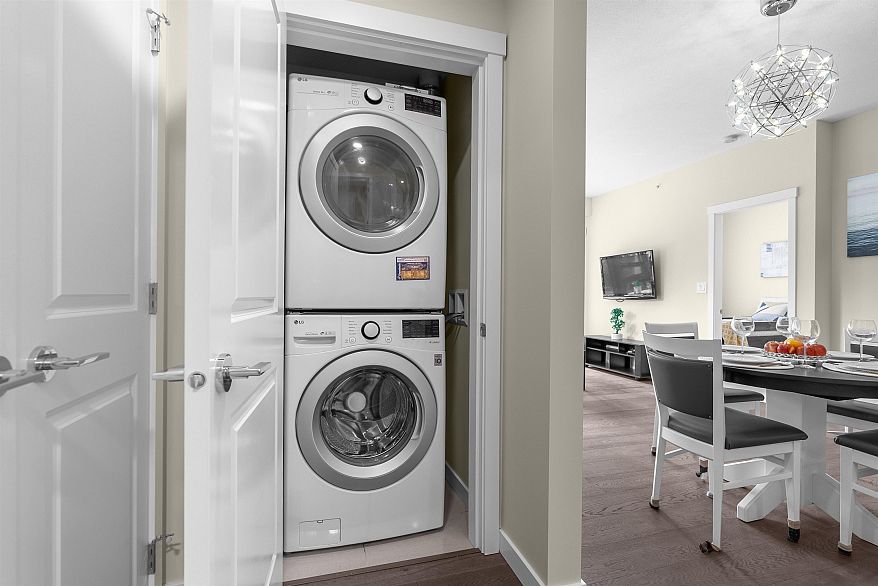 101 3487 Binning Road