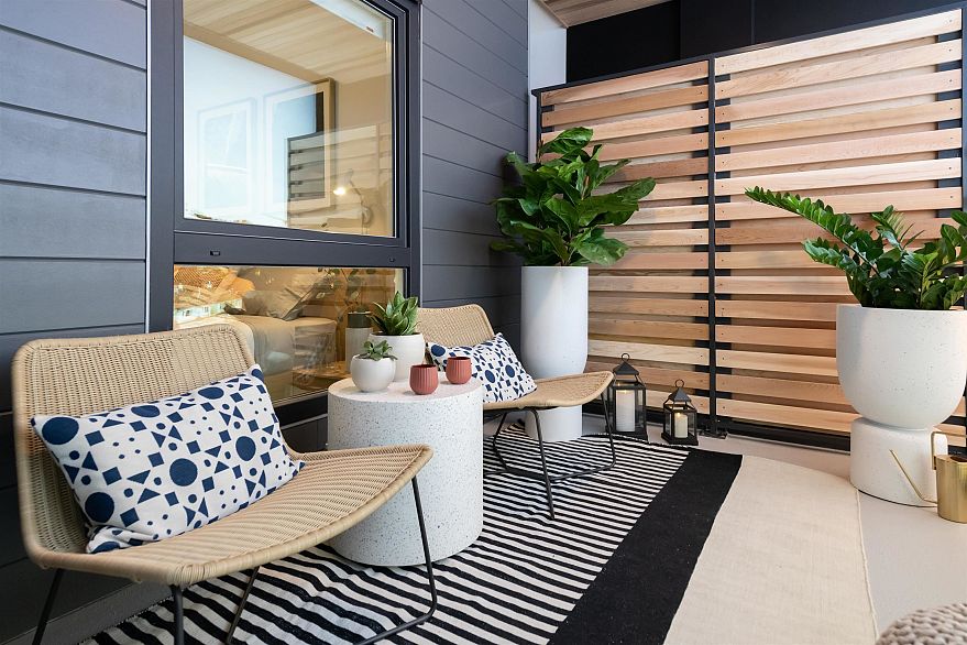 319 203-263 W 49th Avenue