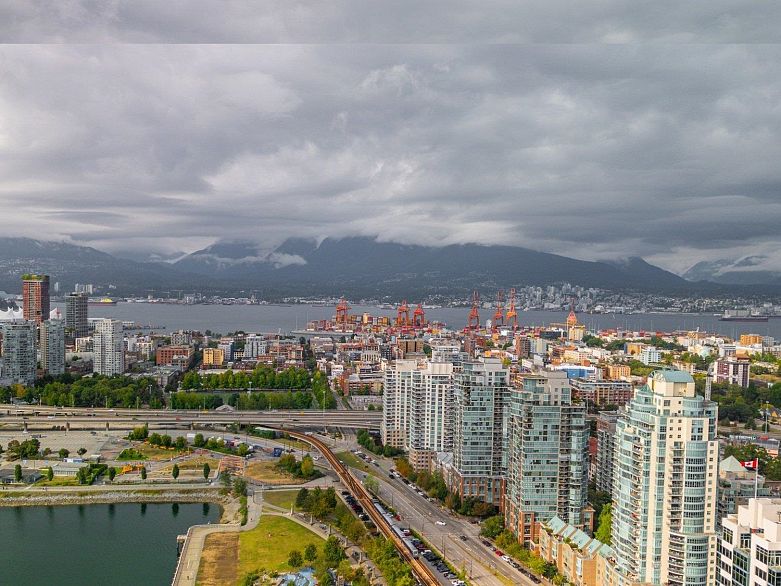 2302 1188 Quebec Street