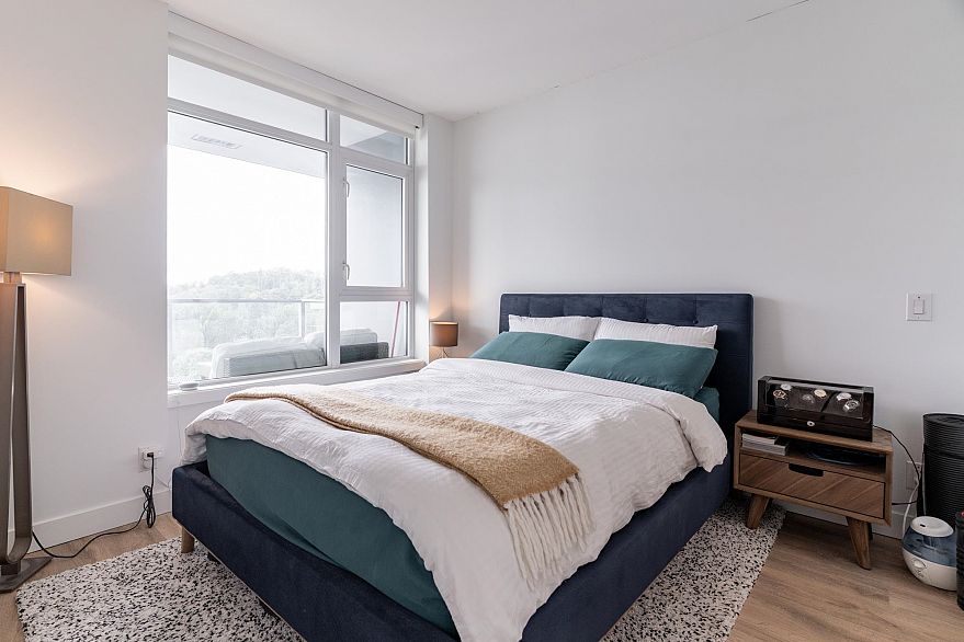 1908 8538 River District Crossing