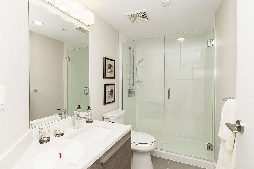 1503 1323 Homer Street