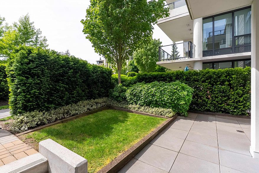 101 3487 Binning Road