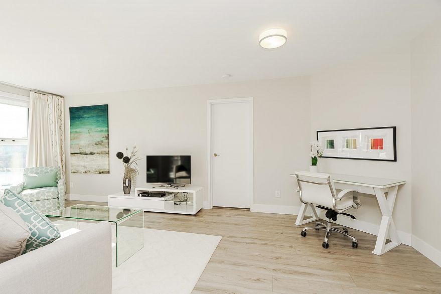 1503 1323 Homer Street