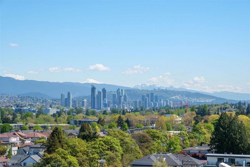 1506 4028 Knight Street