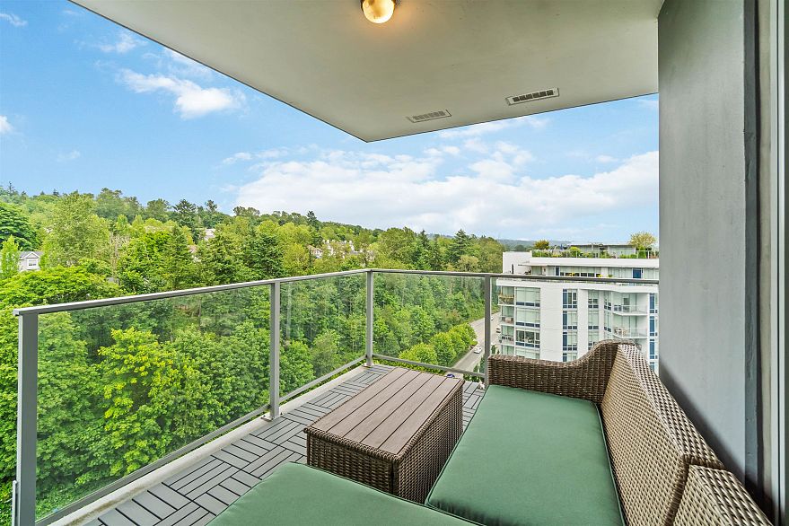 1502 8538 River District Crossing