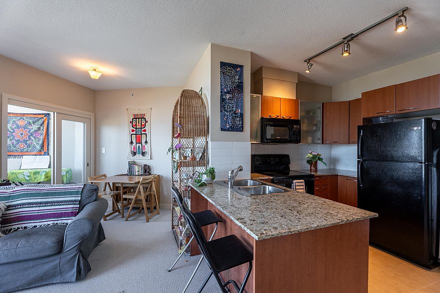 1506 4028 Knight Street