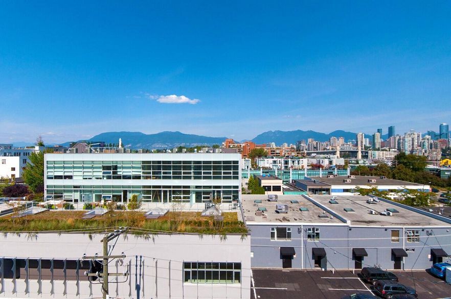 408 1635 W 3rd Avenue