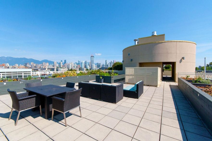 408 1635 W 3rd Avenue