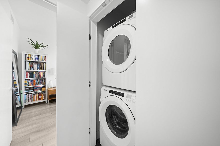 1205 8570 Rivergrass Drive