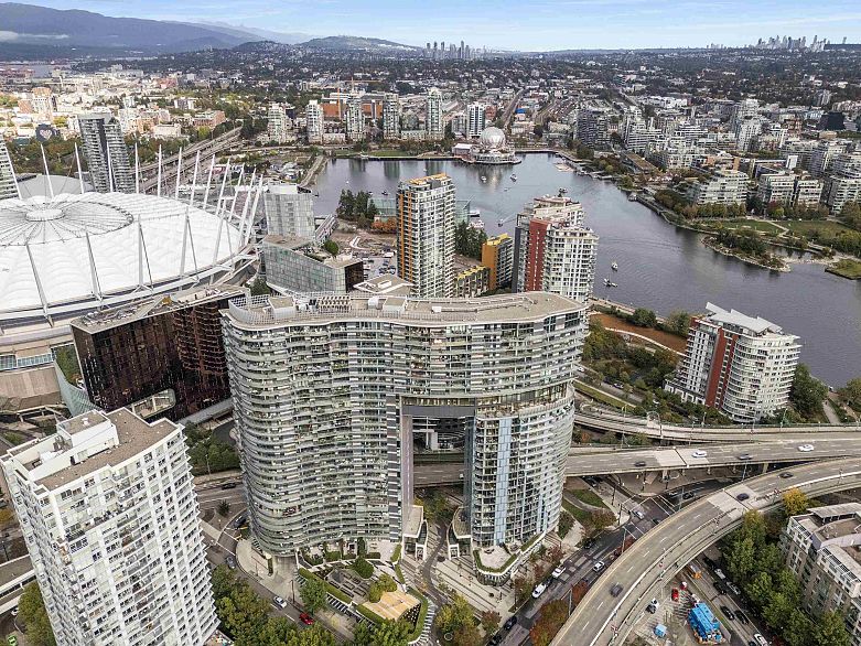 2612 89 Nelson Street