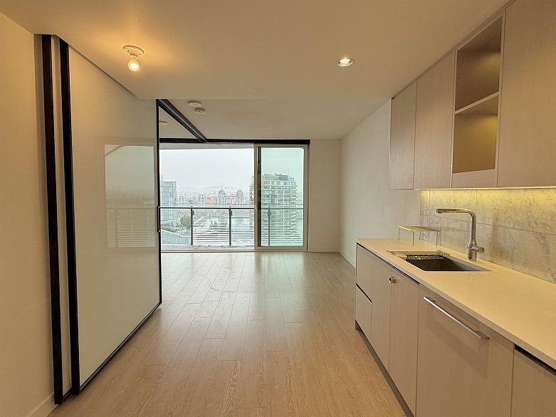 2612 89 Nelson Street