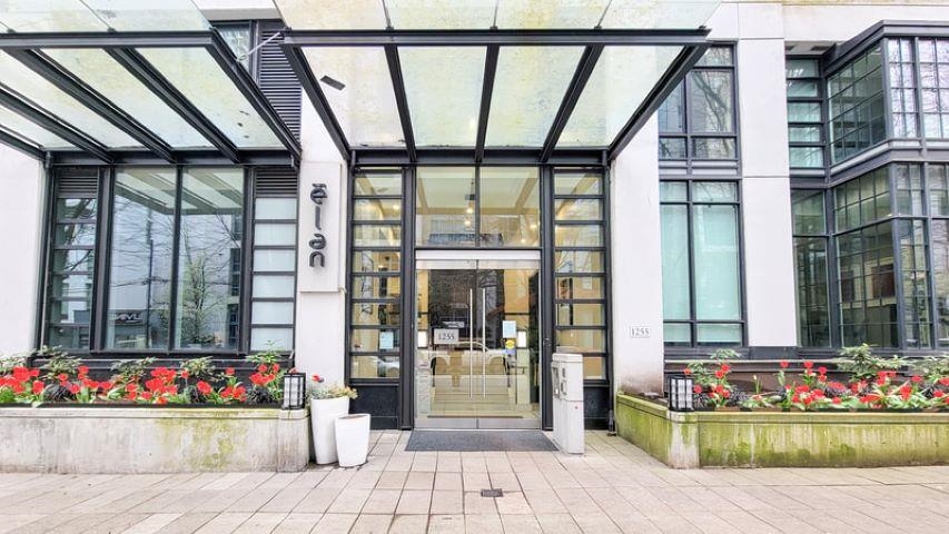 804 1255 Seymour Street