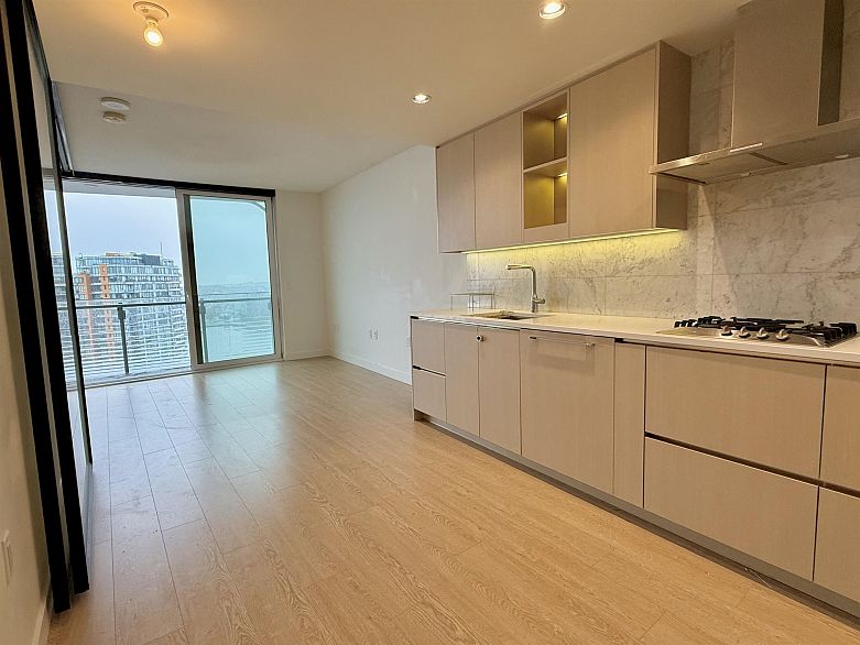 2612 89 Nelson Street