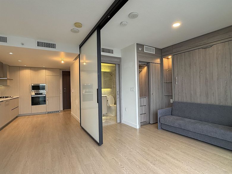 2612 89 Nelson Street