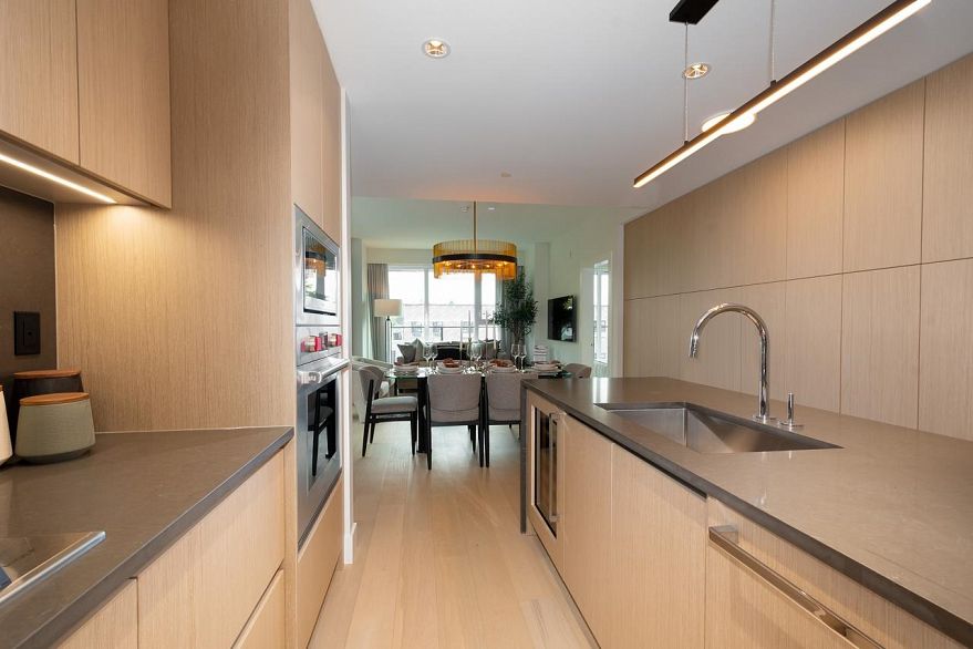 209 3636 W 39th Avenue