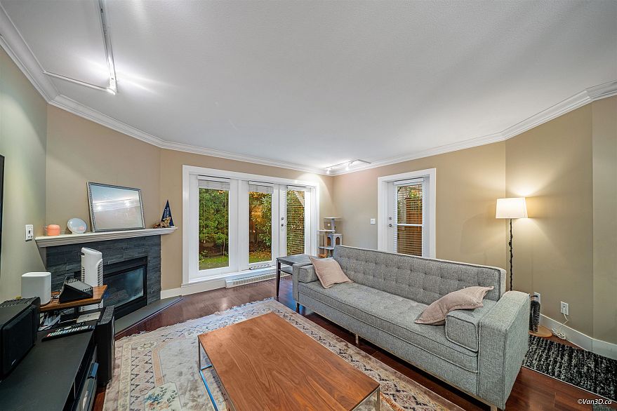 103 3189 Camosun Street