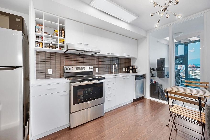 1207 602 Citadel Parade