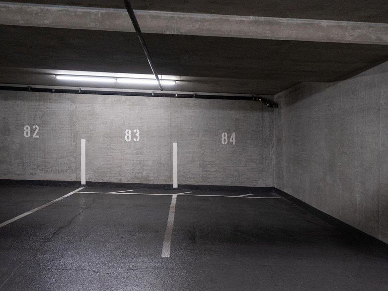 3307 1028 Barclay Street