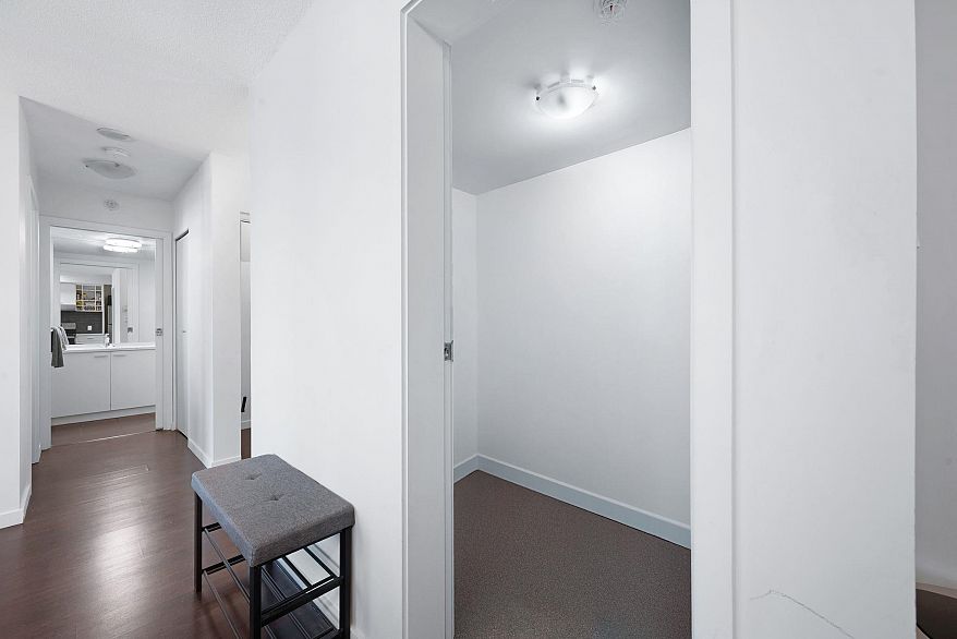 1207 602 Citadel Parade