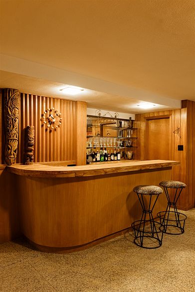 6171 Collingwood Street