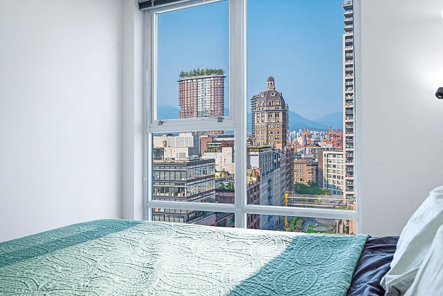 1207 602 Citadel Parade