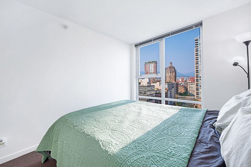 1207 602 Citadel Parade