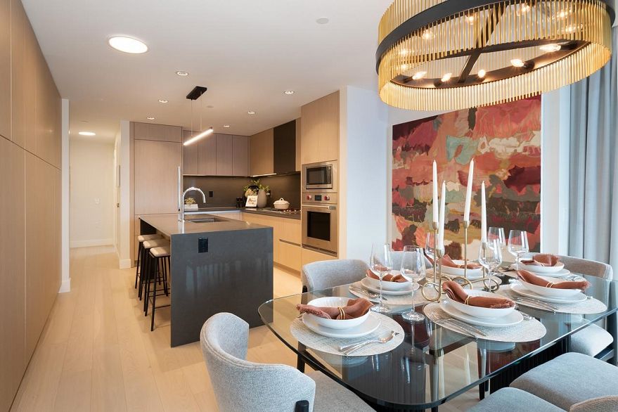 209 3636 W 39th Avenue