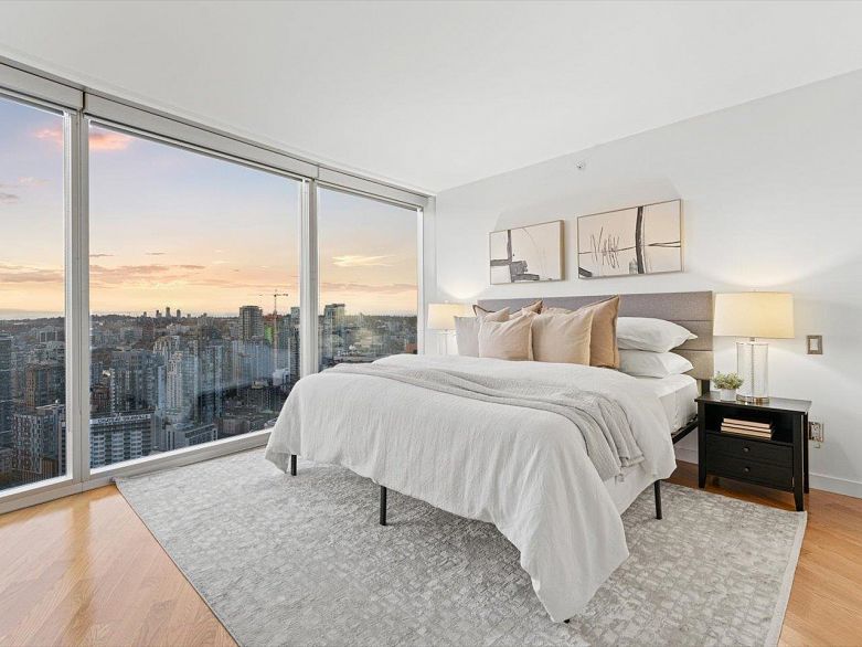 3204 938 Nelson Street