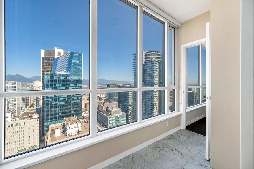 3309 833 Seymour Street