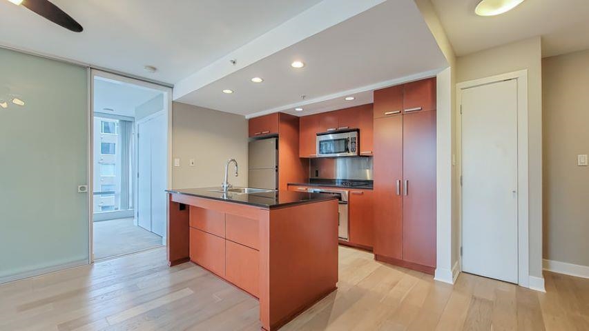 804 1255 Seymour Street