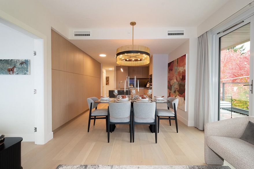 209 3636 W 39th Avenue