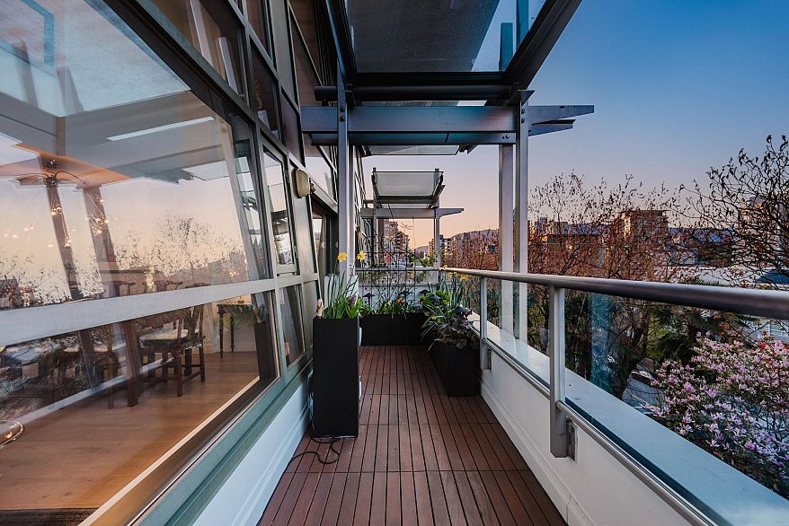 PH7 1688 Robson Street