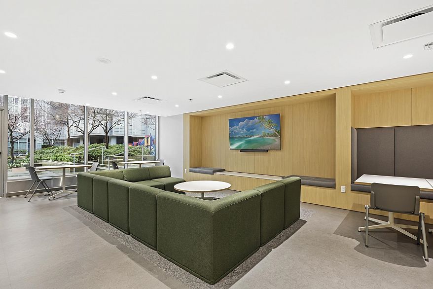 1207 602 Citadel Parade