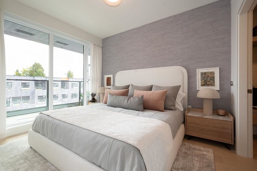 209 3636 W 39th Avenue