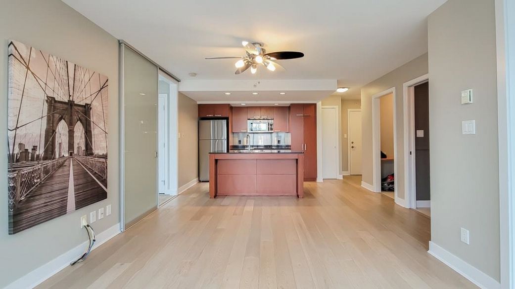 804 1255 Seymour Street