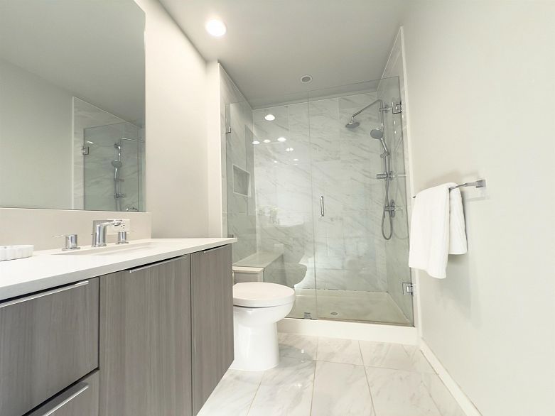 510 3289 Riverwalk Avenue