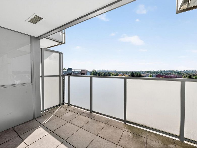 1007 2770 Sophia Street