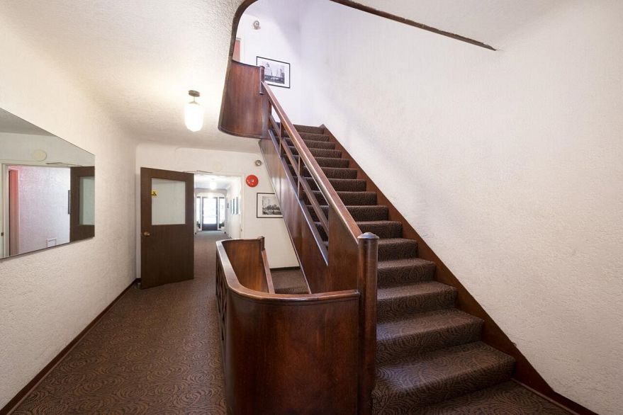 103 985 Jervis Street