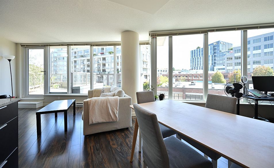 410 445 W 2nd Avenue