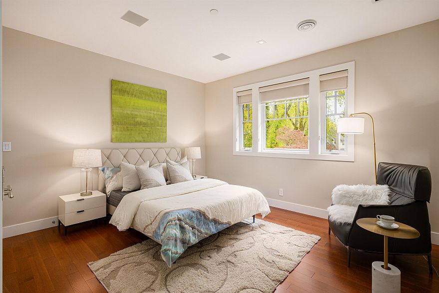 5961 Churchill Street