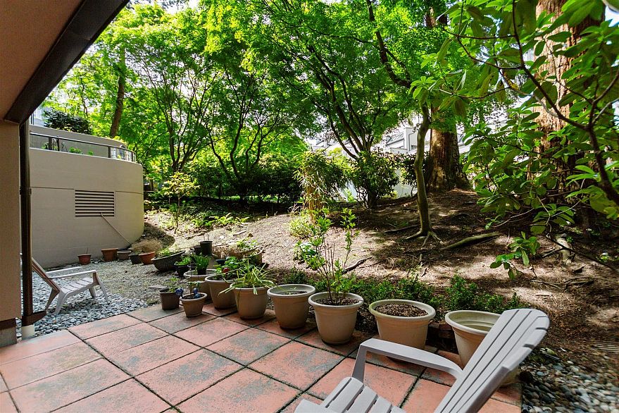 10 1425 Lamey's Mill Road